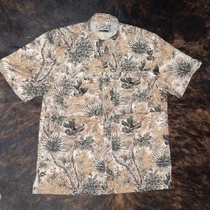 Men’s camouflage shirt sleeve shirt